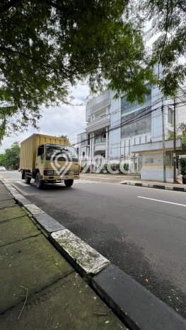 Dijual Komersial di Cempaka Putih Jakarta Pusat LT 220m2 / LB 480m2 Dijual Komersial di Cempaka Putih Jakarta Pusat LT 220m2 / LB 480m2