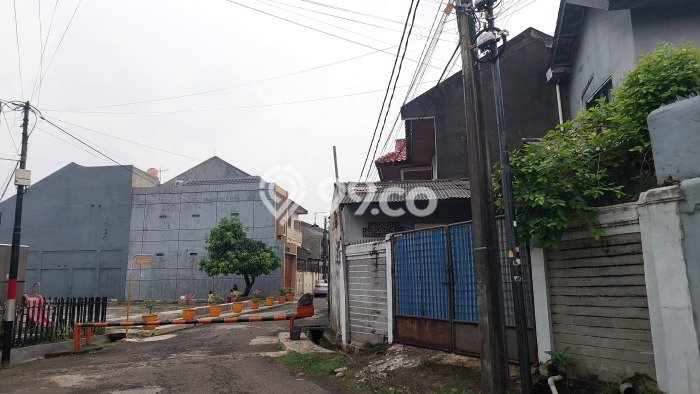 Rumah Luas Asri 5 KT Siap Huni di Jatibening Bekasi Rumah Luas Asri 5 KT Siap Huni di Jatibening Bekasi