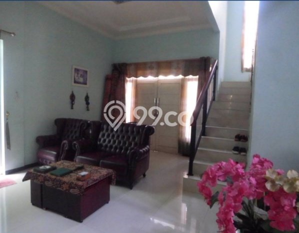 INVESTASI TEPAT! Rumah di Cakung, LT 210m2m² Bangunan 258m2m² INVESTASI TEPAT! Rumah di Cakung, LT 210m2m² Bangunan 258m2m²