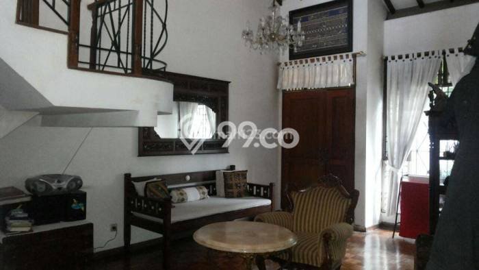 For Sale Hunian Rumah Nyaman 4 KT di Bintaro, Tangerang Selatan For Sale Hunian Rumah Nyaman 4 KT di Bintaro, Tangerang Selatan