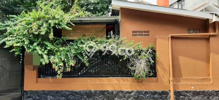 Hunian Eksklusif Dijual LT 374m2 di Kebayoran Baru, Jakarta Selatan Hunian Eksklusif Dijual LT 374m2 di Kebayoran Baru, Jakarta Selatan