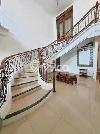 Jual Rumah Luas Megah Dengan View Cantik di Bintaro, Tangerang Selatan Jual Rumah Luas Megah Dengan View Cantik di Bintaro, Tangerang Selatan