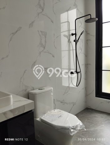 Ready to Use! Premium House LT 355m2 Desain Elegan di Bintaro Ready to Use! Premium House LT 355m2 Desain Elegan di Bintaro