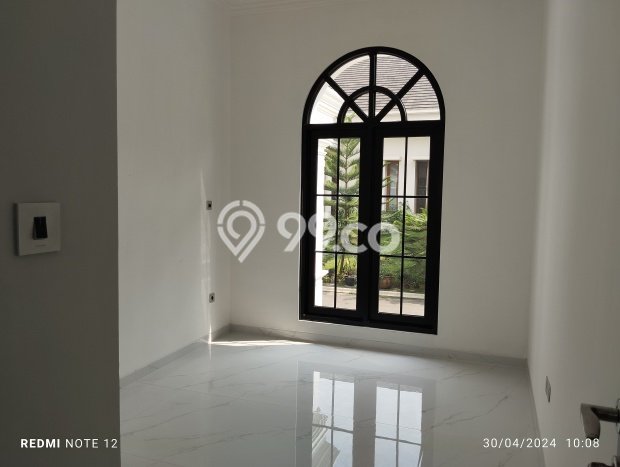 Ready to Use! Premium House LT 355m2 Desain Elegan di Bintaro Ready to Use! Premium House LT 355m2 Desain Elegan di Bintaro
