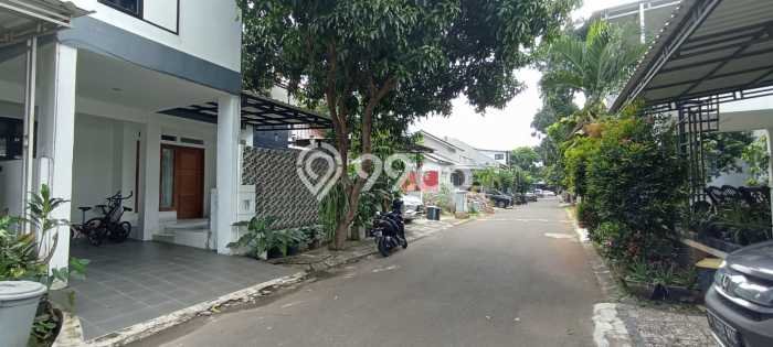 Hunian Mewah LB 150m2 Siap Pakai Desain Elegan di Bintaro, Tangerang Selatan Hunian Mewah LB 150m2 Siap Pakai Desain Elegan di Bintaro, Tangerang Selatan