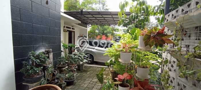 Hunian Mewah LB 150m2 Siap Pakai Desain Elegan di Bintaro, Tangerang Selatan Hunian Mewah LB 150m2 Siap Pakai Desain Elegan di Bintaro, Tangerang Selatan