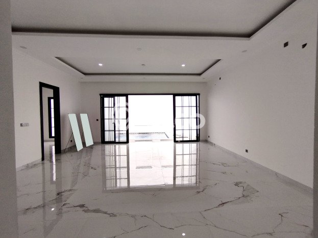 Hunian Elit LB 363m2 Siap Pakai Desain Elegan di Bintaro, Tangerang Selatan Hunian Elit LB 363m2 Siap Pakai Desain Elegan di Bintaro, Tangerang Selatan