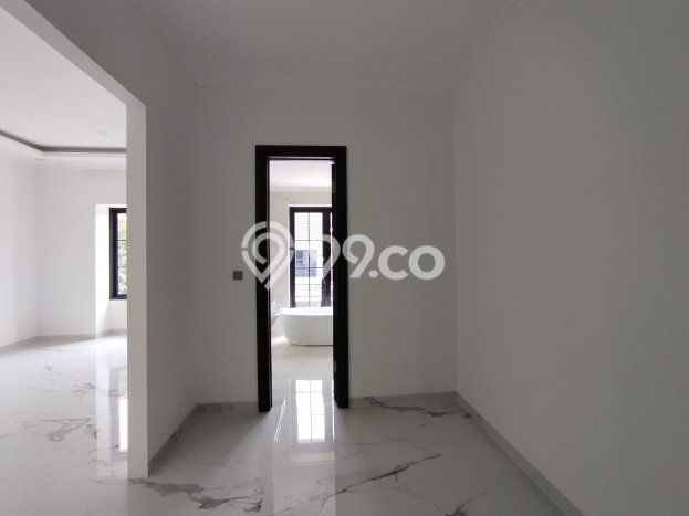 Hunian Elit LB 363m2 Siap Pakai Desain Elegan di Bintaro, Tangerang Selatan Hunian Elit LB 363m2 Siap Pakai Desain Elegan di Bintaro, Tangerang Selatan