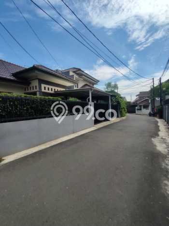 Rumah Elit Modern Siap Huni di Bintaro Jakarta Selatan Rumah Elit Modern Siap Huni di Bintaro Jakarta Selatan