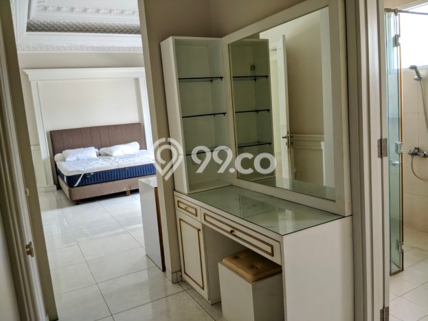 Lokasi terbaik! Rumah siap huni dikontrakkan di BSD LB 400m2 Lokasi terbaik! Rumah siap huni dikontrakkan di BSD LB 400m2