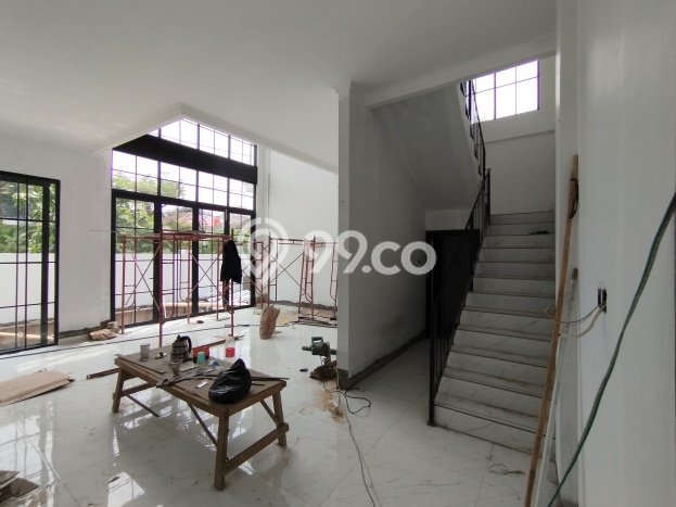 Ready to Use! Luxury House LT 176m2 Desain Elegan di Bintaro Ready to Use! Luxury House LT 176m2 Desain Elegan di Bintaro