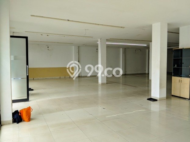 Komersial Bagus Dijual LB 600m2 Lokasi Strategis Jakarta Selatan Area Cocok untuk Berbisnis Komersial Bagus Dijual LB 600m2 Lokasi Strategis Jakarta Selatan Area Cocok untuk Berbisnis