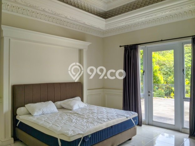Lokasi terbaik! Rumah siap huni dikontrakkan di BSD LB 400m2 Lokasi terbaik! Rumah siap huni dikontrakkan di BSD LB 400m2
