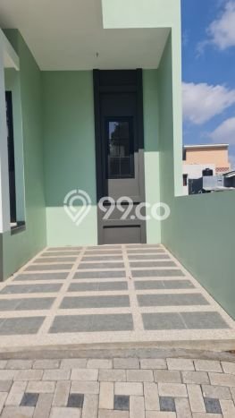 Rumah Luas Asri 2 KT Siap Pakai di Malang Kota Malang Rumah Luas Asri 2 KT Siap Pakai di Malang Kota Malang