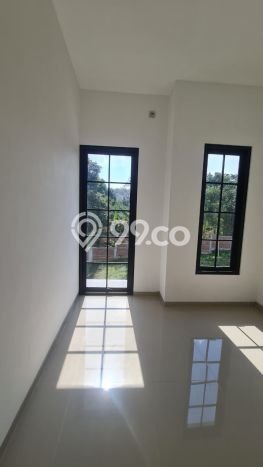 Rumah Luas Asri 2 KT Siap Pakai di Malang Kota Malang Rumah Luas Asri 2 KT Siap Pakai di Malang Kota Malang