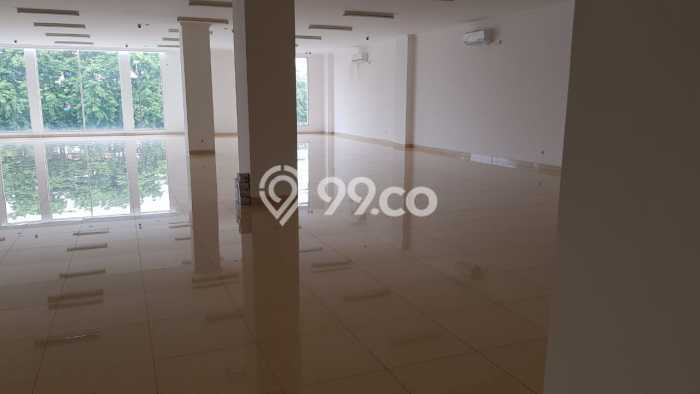 Unit Komersial Dijual di Surabaya LT 800m2 & LB 1500m2 Unit Komersial Dijual di Surabaya LT 800m2 & LB 1500m2