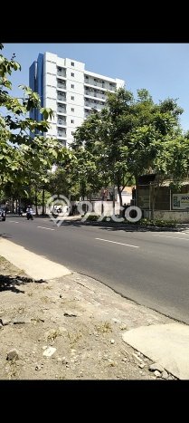 Lahan untuk Disewa di Surabaya Luas 650m2 Lahan untuk Disewa di Surabaya Luas 650m2