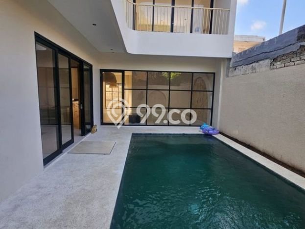 For Sale Rumah Mewah Exclusive di Kerobokan Kelod, Badung For Sale Rumah Mewah Exclusive di Kerobokan Kelod, Badung