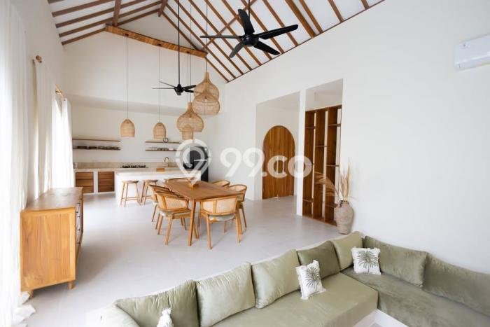 Vila Strategis di , Dimensi 300m2m², Lingkungan Nyaman untuk keluarga Vila Strategis di , Dimensi 300m2m², Lingkungan Nyaman untuk keluarga