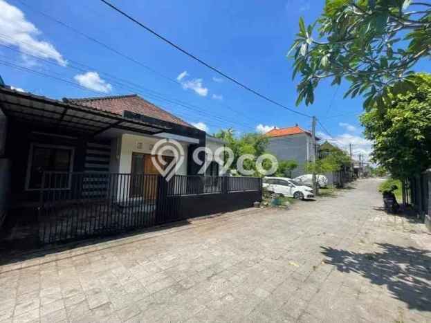 For Sale Rumah 3 Kamar Lokasi Strategis Nyaman dan Strategis di Denpasar Utara For Sale Rumah 3 Kamar Lokasi Strategis Nyaman dan Strategis di Denpasar Utara