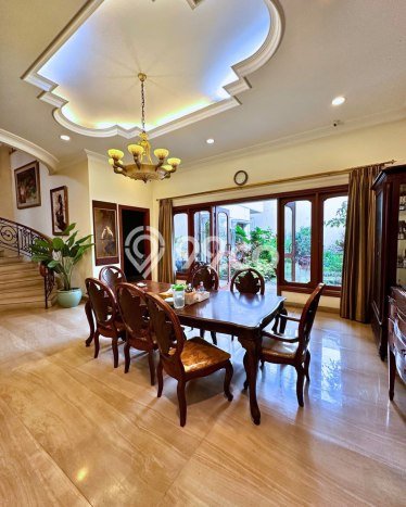 Dijual Rumah Premium dengan Fasilitas Sekitar Komplit di Menteng, Jakarta Pusat Dijual Rumah Premium dengan Fasilitas Sekitar Komplit di Menteng, Jakarta Pusat
