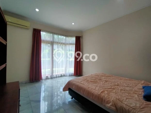 Rumah sewa siap huni 5 KT di Kebagusan, Jakarta Selatan Rumah sewa siap huni 5 KT di Kebagusan, Jakarta Selatan