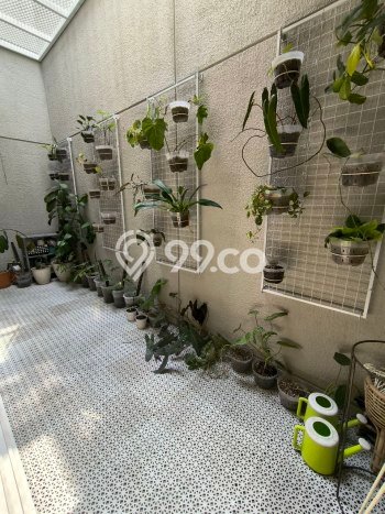 Rumah Elit Modern Siap Huni di Lebak Bulus Jakarta Selatan Rumah Elit Modern Siap Huni di Lebak Bulus Jakarta Selatan