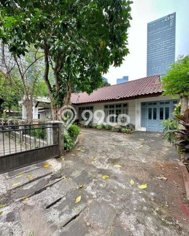 Rumah Luxury Modern Tanpa Renovasi di Senopati Jakarta Selatan Rumah Luxury Modern Tanpa Renovasi di Senopati Jakarta Selatan