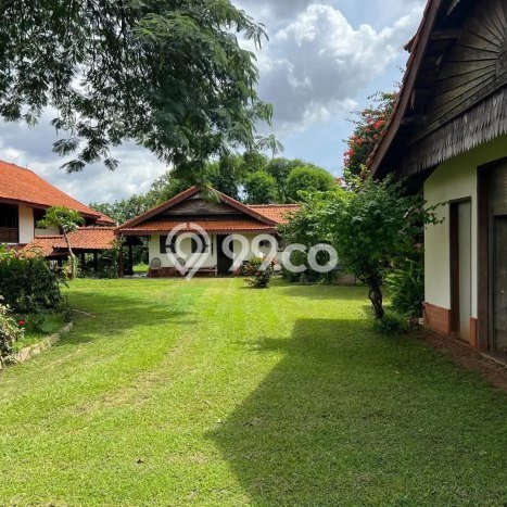 Rumah Luxury Modern Tanpa Renovasi di Cirendeu Jakarta Selatan Rumah Luxury Modern Tanpa Renovasi di Cirendeu Jakarta Selatan