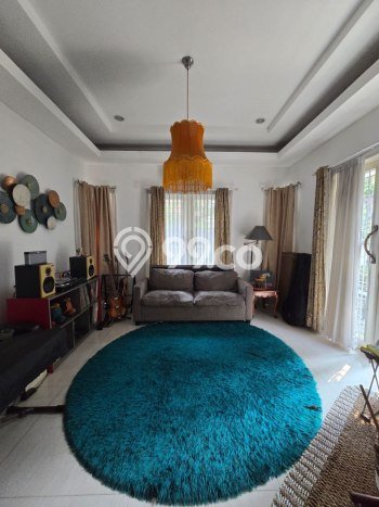 Ready to Use! Premium House LT 260m2 Desain Elegan di Pondok Indah Ready to Use! Premium House LT 260m2 Desain Elegan di Pondok Indah