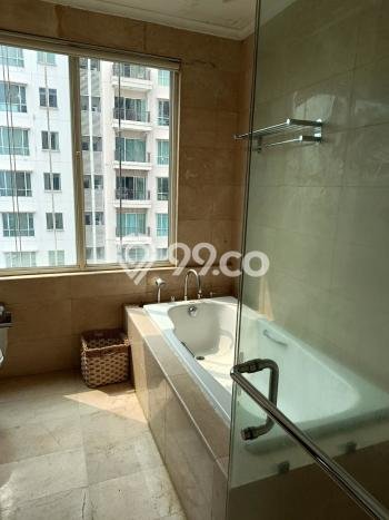 Hunian Apartemen Eksklusif untuk Dijual di Jakarta Selatan dengan 3 BR & 2 Kamar Mandi Hunian Apartemen Eksklusif untuk Dijual di Jakarta Selatan dengan 3 BR & 2 Kamar Mandi