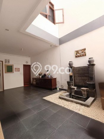 Hunian Mewah Dijual LT 260m2 di Cinere, Depok Hunian Mewah Dijual LT 260m2 di Cinere, Depok