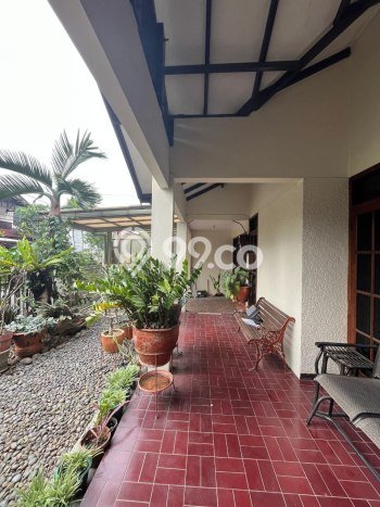 Ready to Use! Premium House LT 195m2 Desain Elegan di Pondok Indah Ready to Use! Premium House LT 195m2 Desain Elegan di Pondok Indah