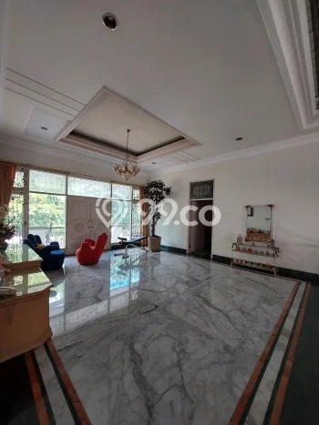 Jual Rumah Luas Megah Dengan View Eksklusif di Dharma Husada, Surabaya Jual Rumah Luas Megah Dengan View Eksklusif di Dharma Husada, Surabaya