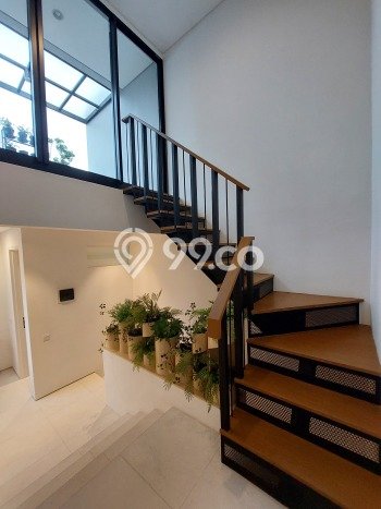 Ready to Use! Premium House LT 96m2 Desain Elegan di Middle East Ring Road Ready to Use! Premium House LT 96m2 Desain Elegan di Middle East Ring Road