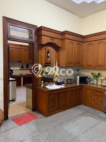 Rumah Elit Modern Siap Huni di Pakuwon CIty Surabaya Rumah Elit Modern Siap Huni di Pakuwon CIty Surabaya