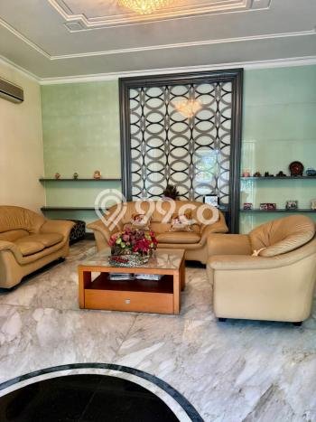Rumah Mewah LB 1000m2 Siap Pakai Desain Elegan di kertajaya, Surabaya Rumah Mewah LB 1000m2 Siap Pakai Desain Elegan di kertajaya, Surabaya