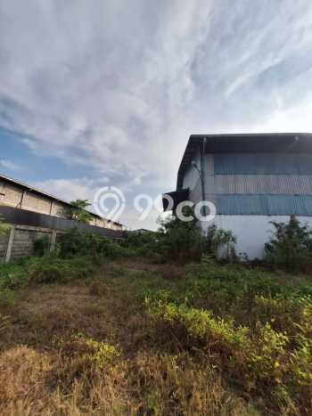 Unit Gudang Dijual di Surabaya LT 4800m2 & LB 1932m2 Unit Gudang Dijual di Surabaya LT 4800m2 & LB 1932m2