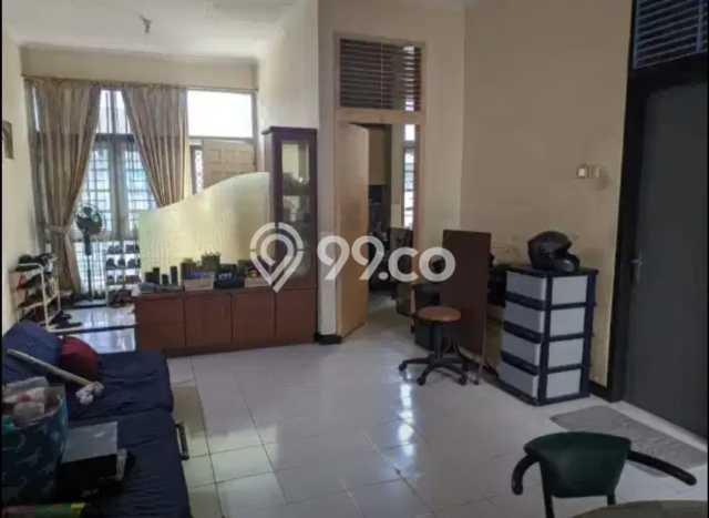 Jual Rumah Strategis Bagus Punya 3 KT di Rungkut Surabaya SHM Jual Rumah Strategis Bagus Punya 3 KT di Rungkut Surabaya SHM