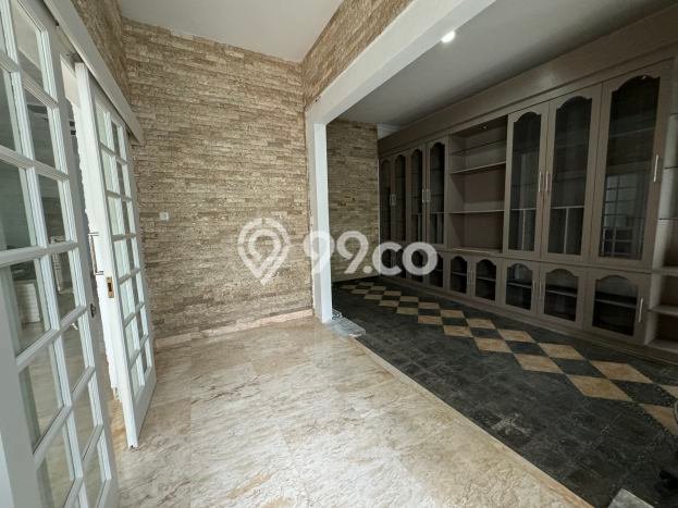 Rumah Elit LB 265m2 Siap Huni Desain Elegan di Pakuwon City, Surabaya Rumah Elit LB 265m2 Siap Huni Desain Elegan di Pakuwon City, Surabaya