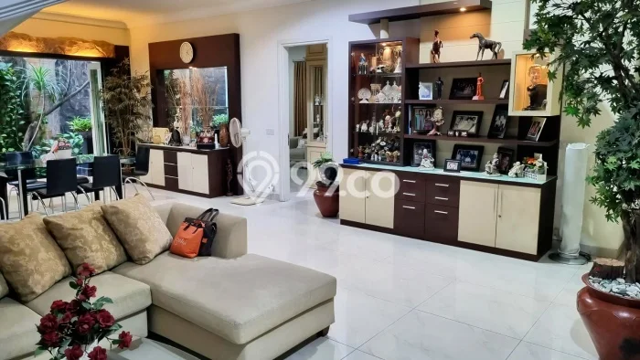 For Sale! Premium House LT 375m2 Desain Elegan di Middle East Ring Road For Sale! Premium House LT 375m2 Desain Elegan di Middle East Ring Road