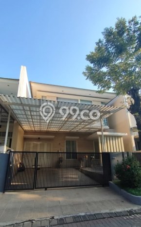 Rumah Elit Modern Tanpa Renovasi di Pakuwon City Surabaya Rumah Elit Modern Tanpa Renovasi di Pakuwon City Surabaya