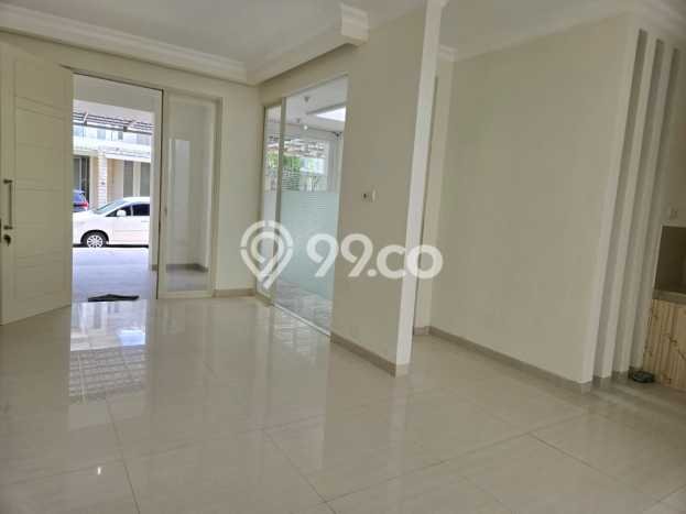 Rumah Luxury Modern Siap Huni di Pakuwon City Surabaya Rumah Luxury Modern Siap Huni di Pakuwon City Surabaya