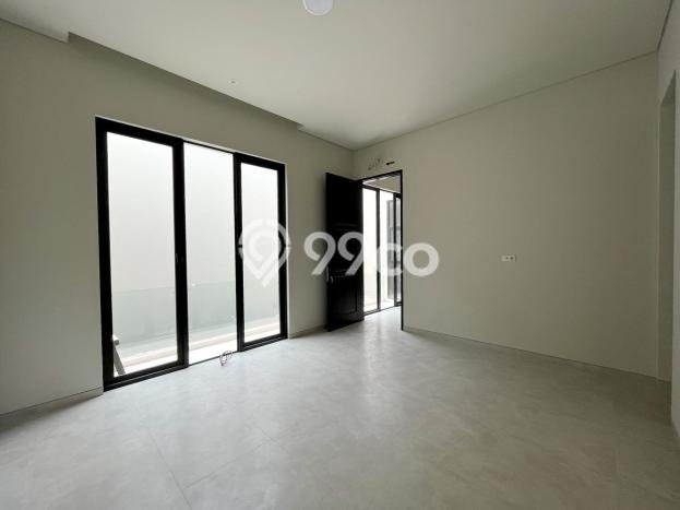 Rumah Luxury Modern Tanpa Renovasi di Manyar Surabaya Rumah Luxury Modern Tanpa Renovasi di Manyar Surabaya