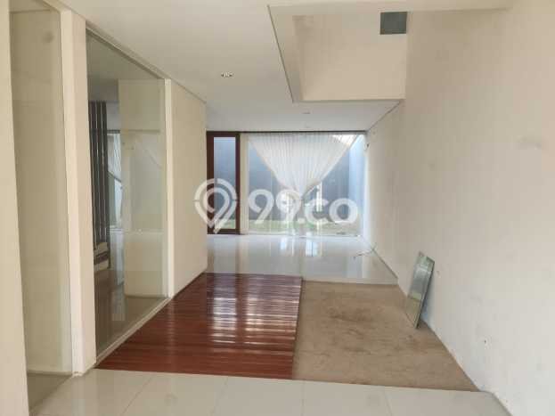 Ready to Use! Premium House LT 200m2 Desain Modern di Citraland Ready to Use! Premium House LT 200m2 Desain Modern di Citraland