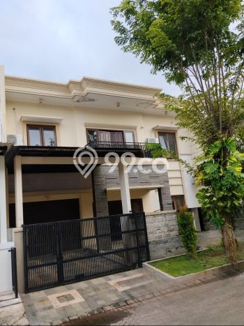 Dijual Rumah Luas Elegan Dengan View Cantik di Pakuwon City, Surabaya Dijual Rumah Luas Elegan Dengan View Cantik di Pakuwon City, Surabaya