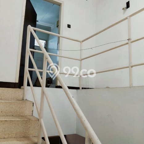 Jual Rumah Mewah Megah Dengan View Cantik di Kertajaya, Surabaya Jual Rumah Mewah Megah Dengan View Cantik di Kertajaya, Surabaya