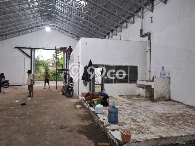 Paling Dicari! Gudang Dijual di Pabean Cantikan Harga Kompetitif Paling Dicari! Gudang Dijual di Pabean Cantikan Harga Kompetitif