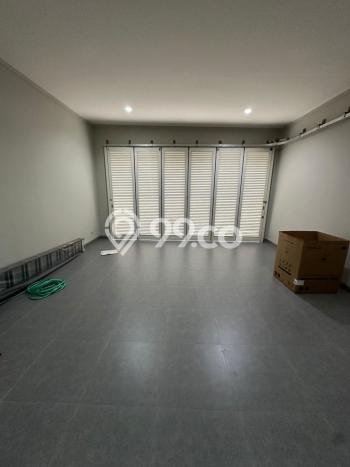 Ready to Use! Premium House LT 412m2 Desain Elegan di Citraland Ready to Use! Premium House LT 412m2 Desain Elegan di Citraland