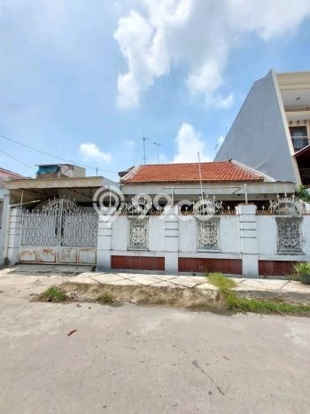 Dijual Rumah 3 Kamar Lokasi Ideal Bagus dan Strategis di Kenjeran Dijual Rumah 3 Kamar Lokasi Ideal Bagus dan Strategis di Kenjeran